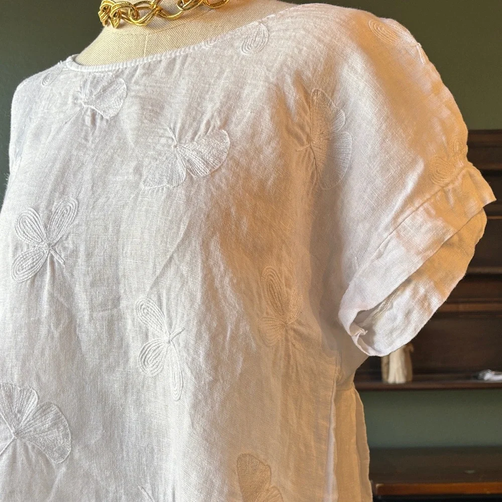 Gorgeous White Italian Linen Embroidered Top - Picture 4 of 14